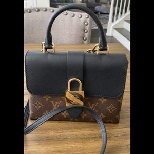 Louis Vuitton locky Bb brown